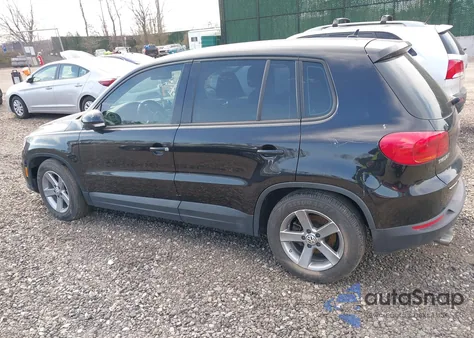 2013 Volkswagen Tiguan S z USA, uszkodzony, nr VIN WVGAV7AX5DW537391
